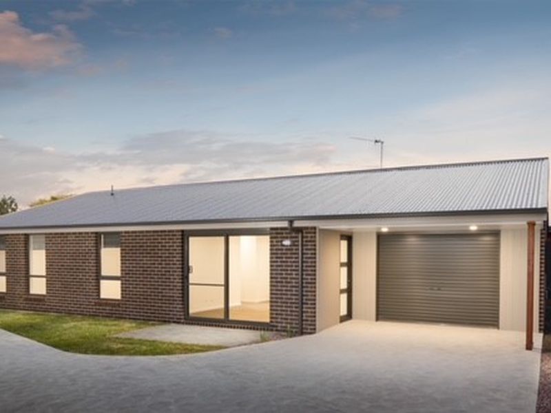 Real Estate Agent in Wynyard, Tasmania Sonya Baker Property