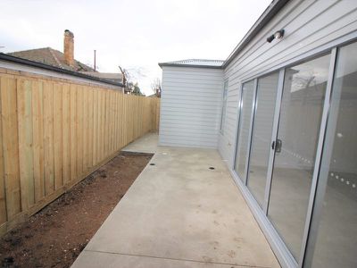 2 / 13 Hughes Street, Bell Park