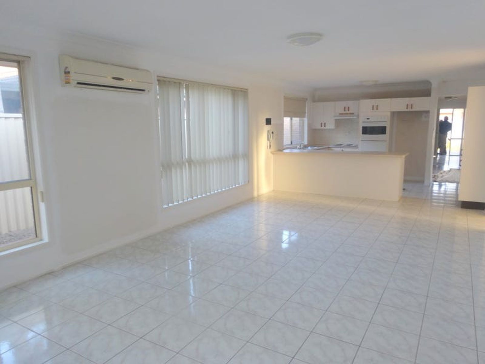 16 Jenolan Crescent, Wattle Grove