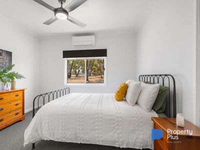 14 Greens Lane, Wedderburn