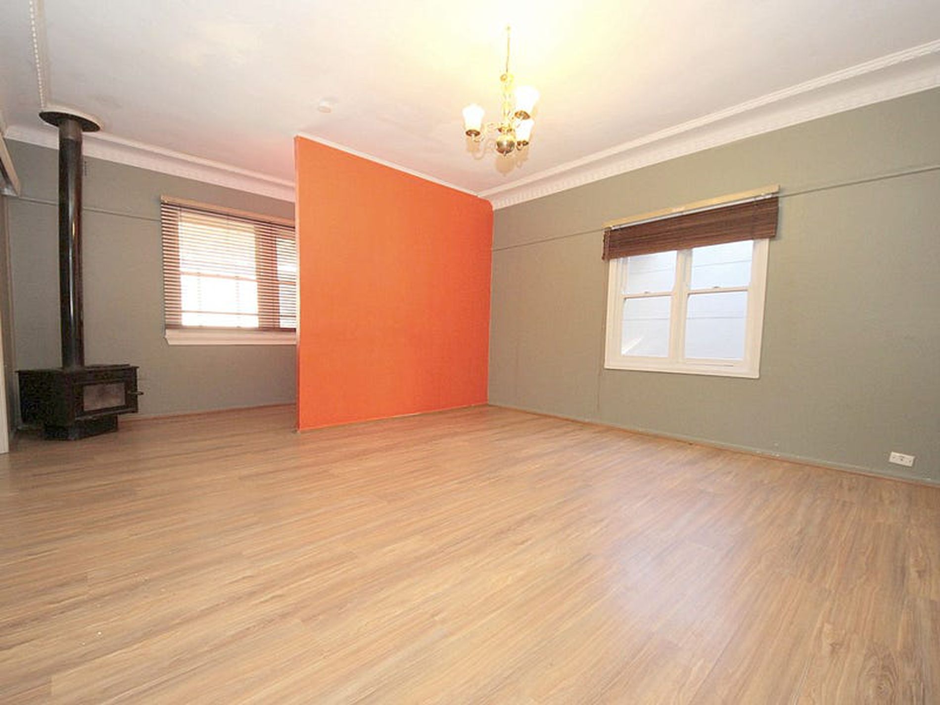 235 Henry Lawson Drive, Georges Hall