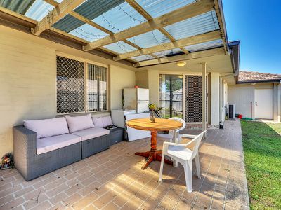 17 Caper Close, Springfield Lakes