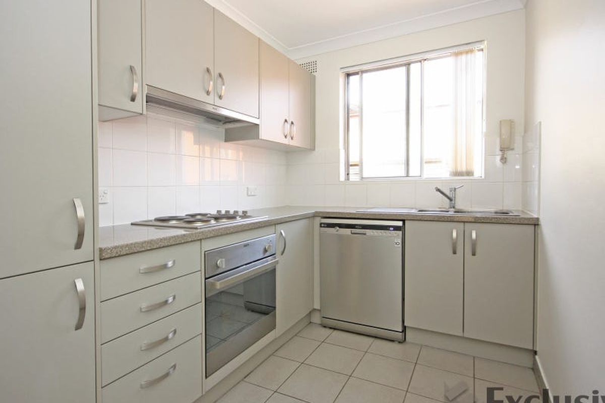 4 / 3 Blair Street, Gladesville