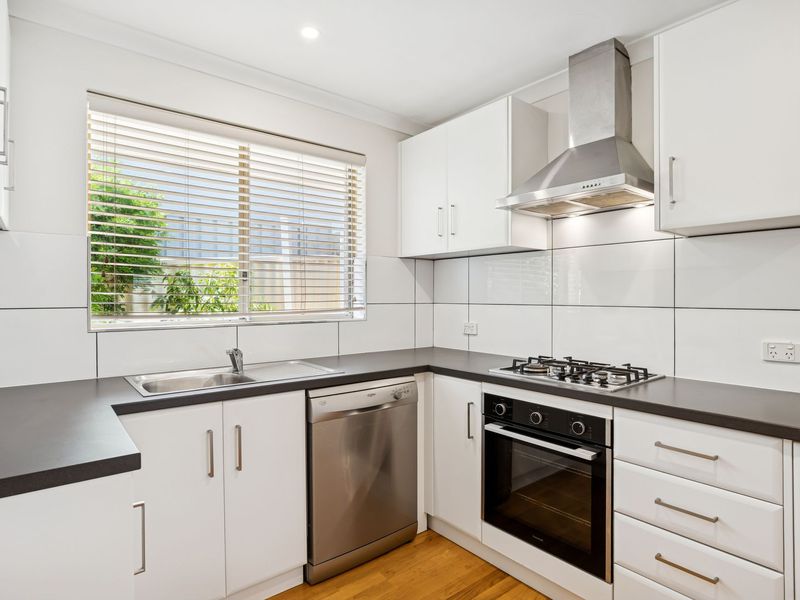 2 / 14 Byland Street, Doubleview