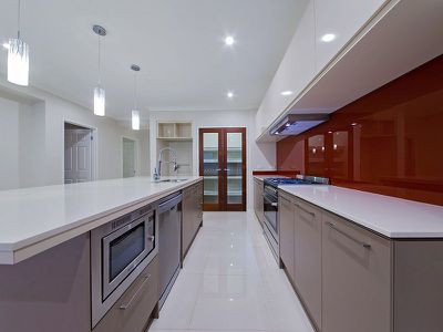 85 Watervale Parade, Wakerley