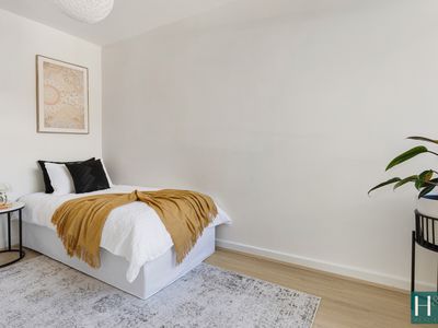 8 / 1 Fuller Street, Essendon