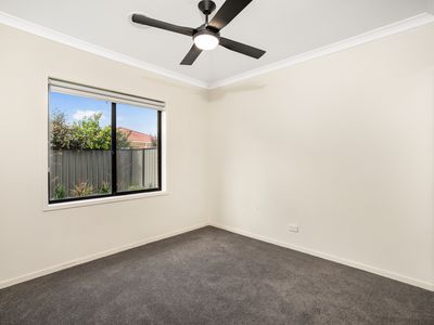 11 Lusitano Way, Clyde North