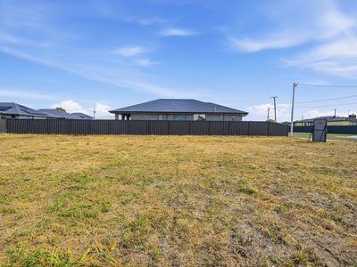 34 Arthur Street, George Town