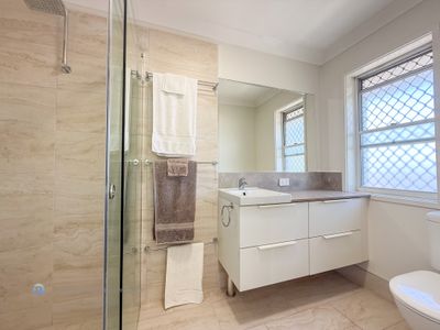 5 / 39-41 Sunbrite Avenue, Mermaid Beach