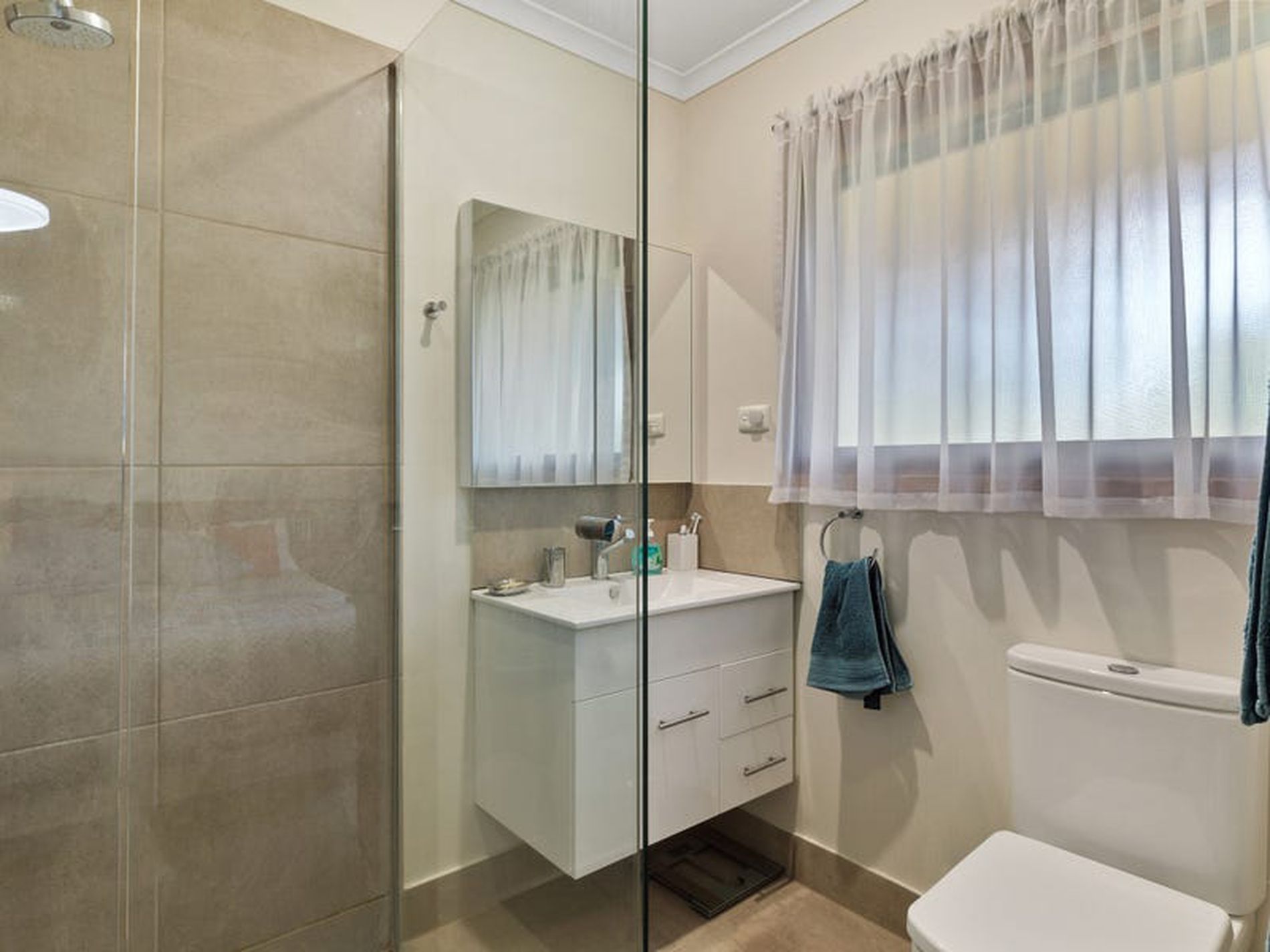 2 Kerris Cct, Seymour