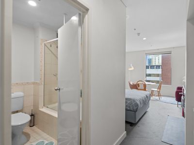 602 / 12 Victoria Avenue, Perth
