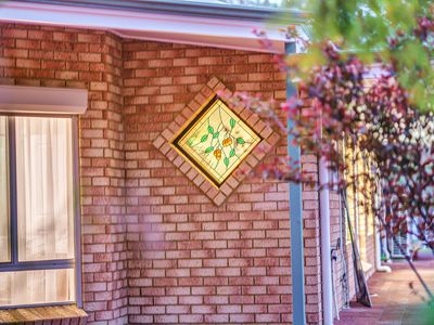 71 Serpentine Way, Stake Hill