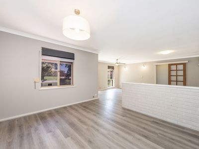 8 Canterbury Mews, Port Kennedy