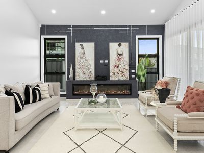 6 Basalt Street (Gables), Box Hill