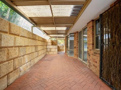 16 Brignell Gardens, Parmelia