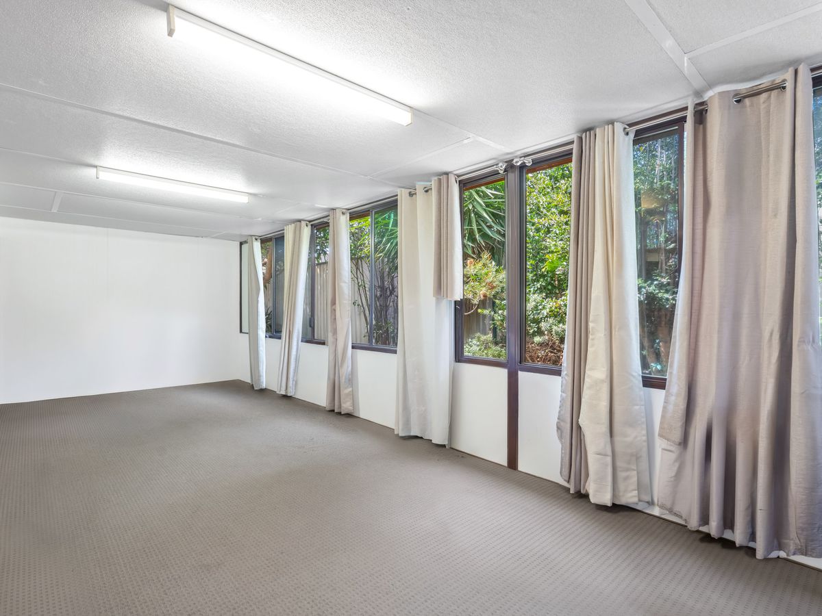 2 Pine Court, Blue Haven