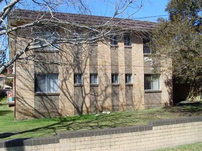 8 / 15 Gilmore Street, Wollongong