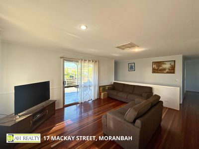 17 MacKay Street, Moranbah
