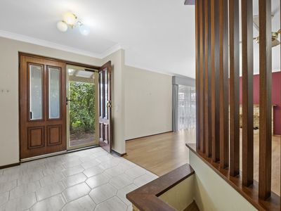 15 Kirwan Way, Winthrop