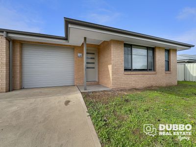 13B Turon Crescent, Dubbo