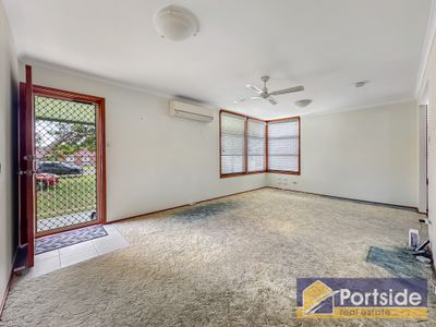 24 Pershing Place, Tanilba Bay