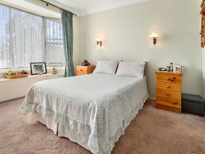6 Junction Road, Moorebank