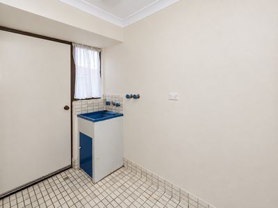 1 / 15 Rentney Way, Willetton