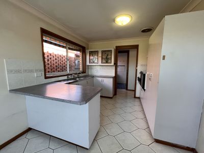 7 Davies Street, Dubbo