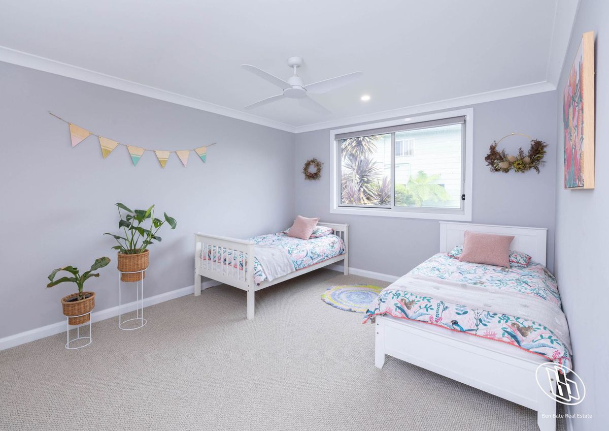 4 Yabbarra Drive, Dalmeny