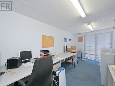 1&2 / 20 Ambrose Street, Rockingham