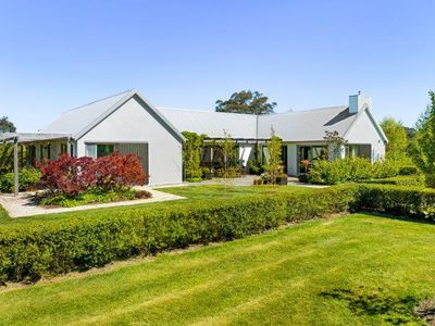 44 Manorina Way, Macedon