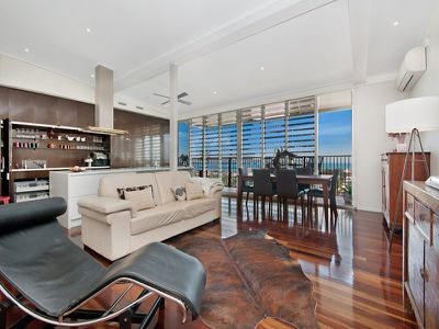 15 Hillside Crescent, Townsville City