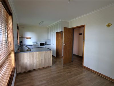 14 Hillcrest Avenue, Mount Gambier