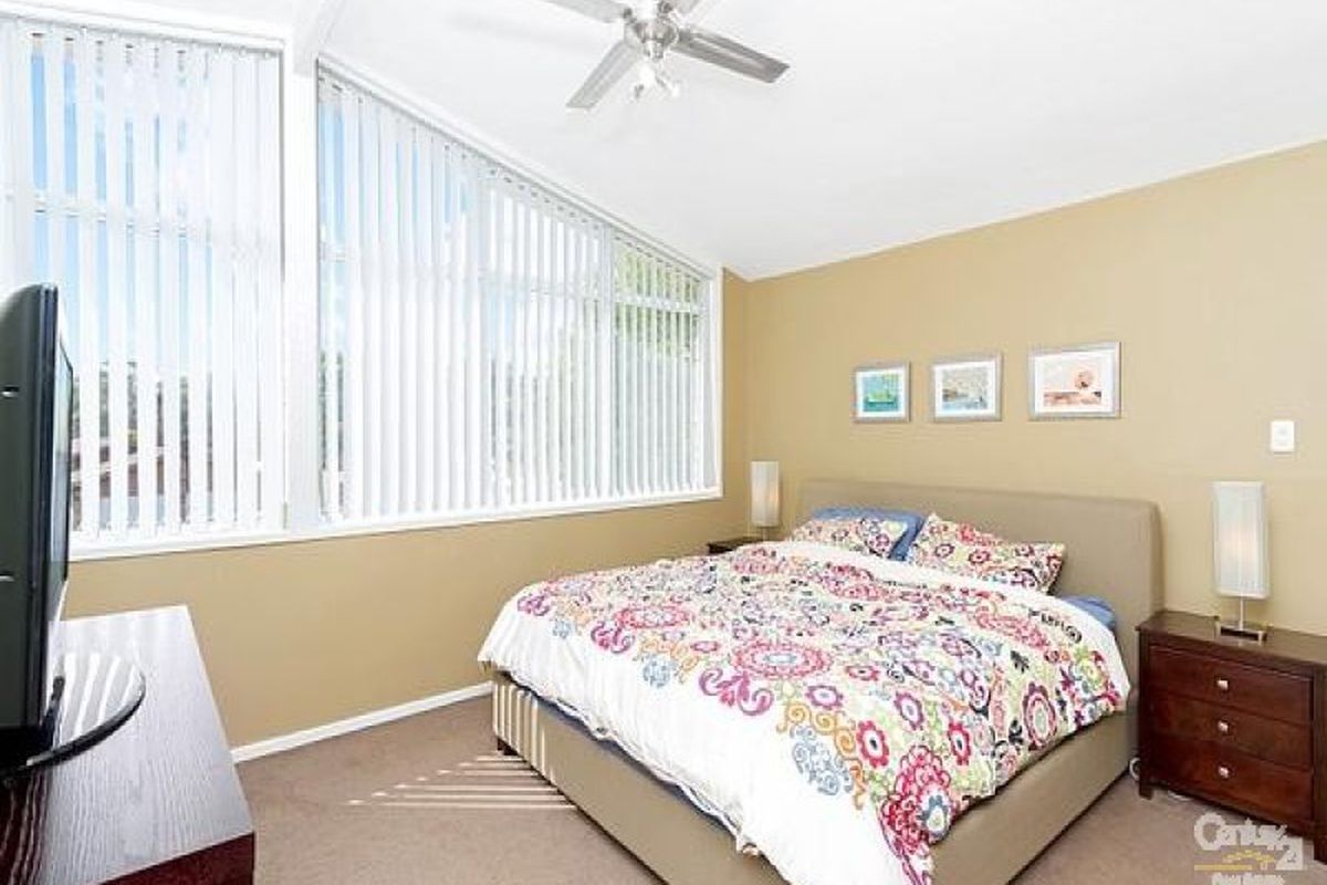 2 Letitia Close, Green Point