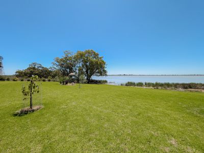 116 Kangaroo Lake Road, Lake Charm