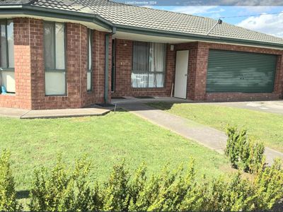 7 Woodlands Court, Craigieburn