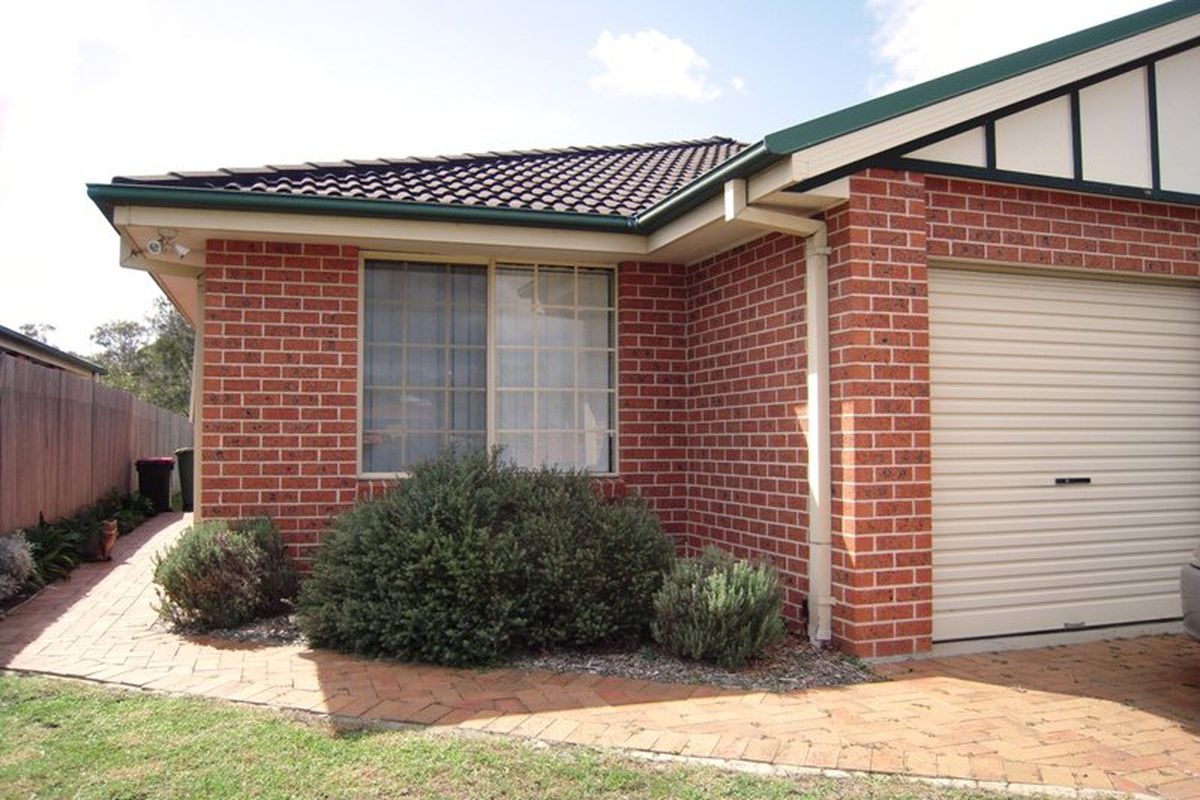 11A Castlereagh Crescent, Bateau Bay
