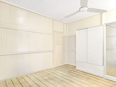 256 Spence Street, Bungalow