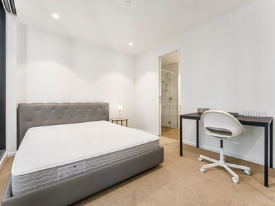 3210 / 60 Kavanagh Street, Southbank