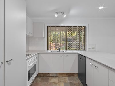20 Condamine Crescent, Helensvale