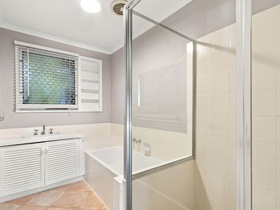 2 Rebecca Drive, Sale