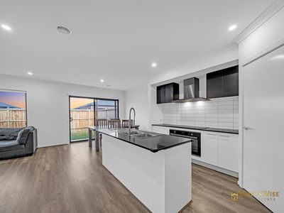 25 Farmington Road, Wyndham Vale