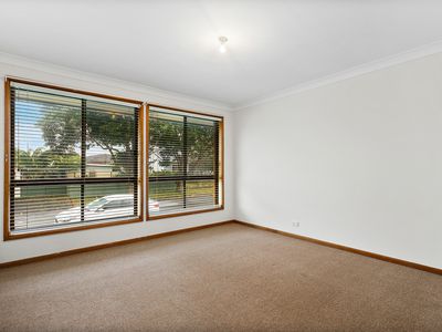 2 / 24 Lagoon Street, Barrack Heights