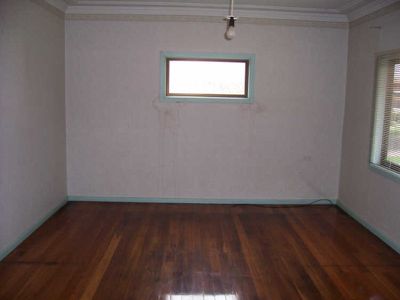 11 Devonshire Crescent, Oak Flats