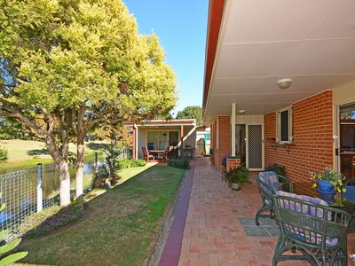 8 Lakeside Court, Torquay