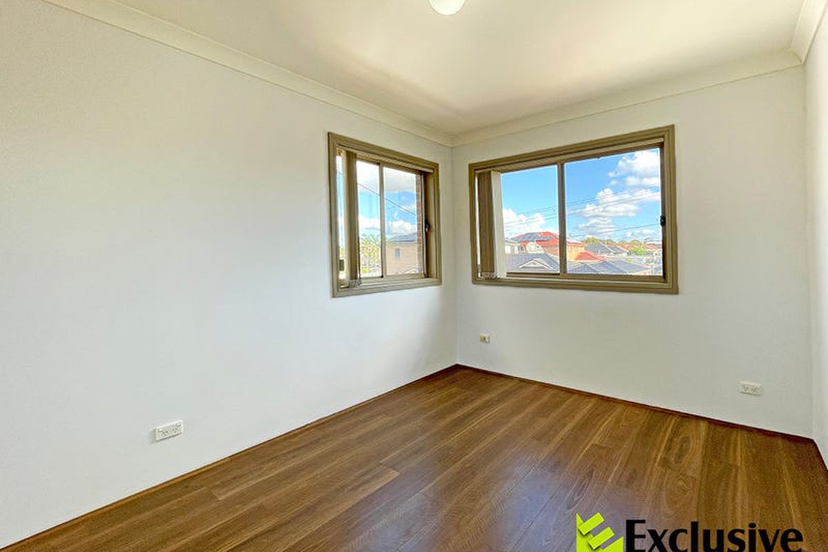 1 / 2 McPhee Street, Chester Hill