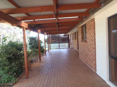 7 Barracks Close, Dubbo