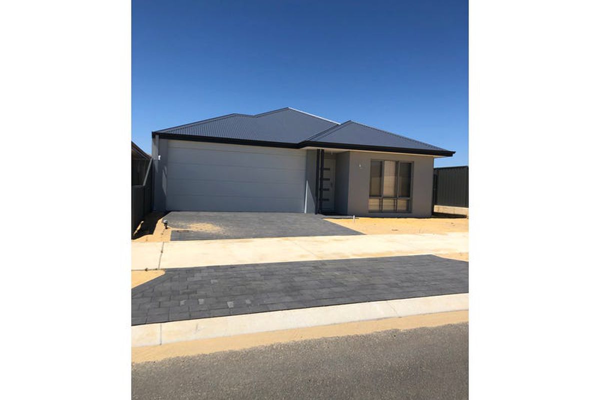 12 Greywacke Entrance, Piara Waters