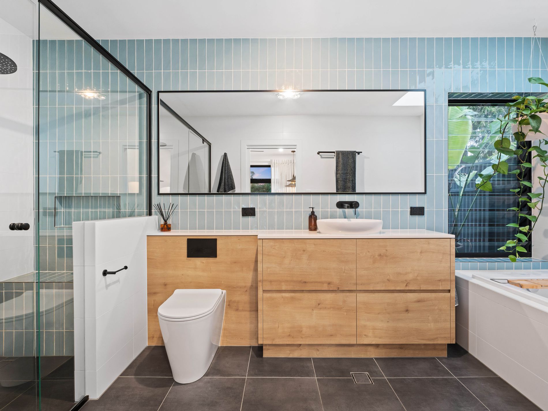 2 Warwick Avenue, North Brighton