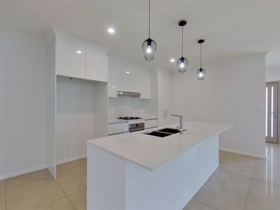 69 Argyle Avenue, Dubbo